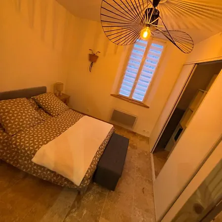 Prázdninový dům Maison Avec Jacuzzi Au Calme De Sur Dordogne