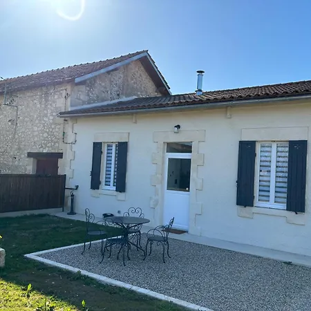 Prázdninový dům Maison Avec Jacuzzi Au Calme De Sur Dordogne Pessac-sur-Dordogne